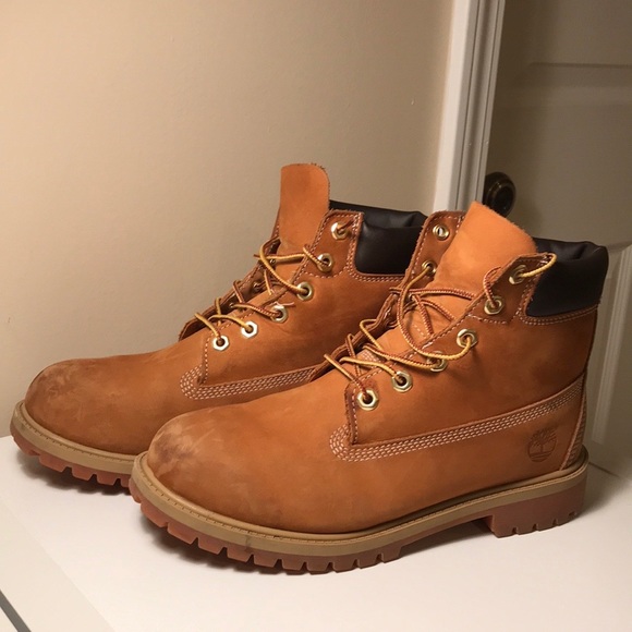 Mens size 7.0 Timberlands main image 5